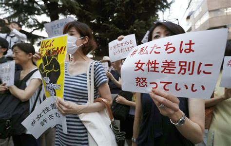 student scandal entrance exam 2022|Japanese university told to compensate 13 women after exam .